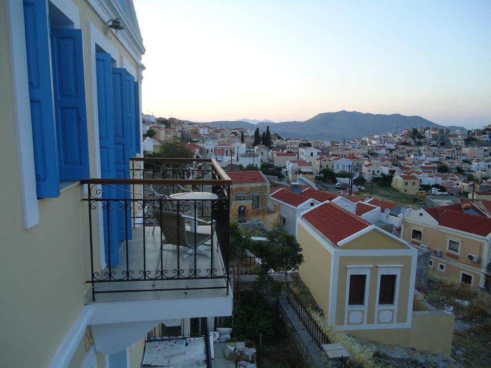 Symi Sun Apartments Экстерьер фото